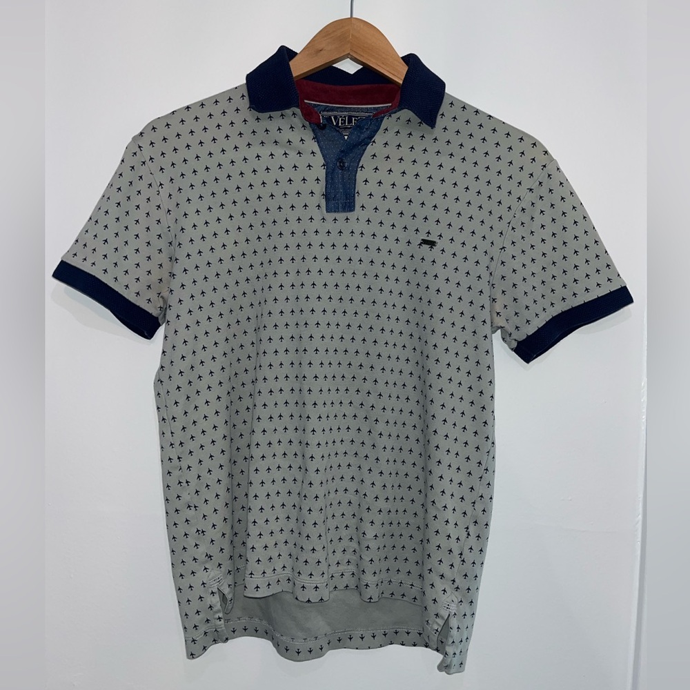 Gray airplane Patterned Men's Polo Shirt. Velez. Size small.